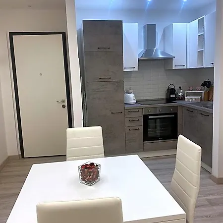 Bnb Apartment Ferrara-3